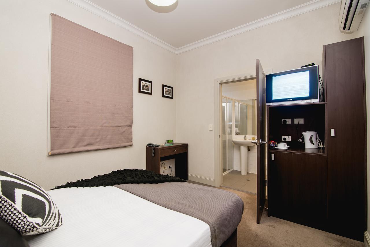 Royal Hotel غمبيا المظهر الخارجي الصورة